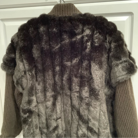 VTG Jordache Brown Faux Fur Full Zip Jacket Knit Sleeve Mock Collar Sz 10/12 - Picture 8 of 15